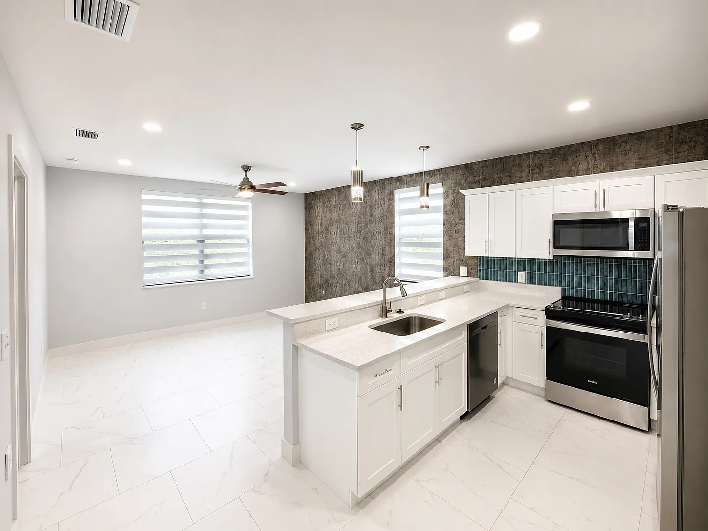 621 Rose Garden Rd — Photo 2