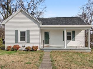 704 Fleming St, Columbia, TN 38401