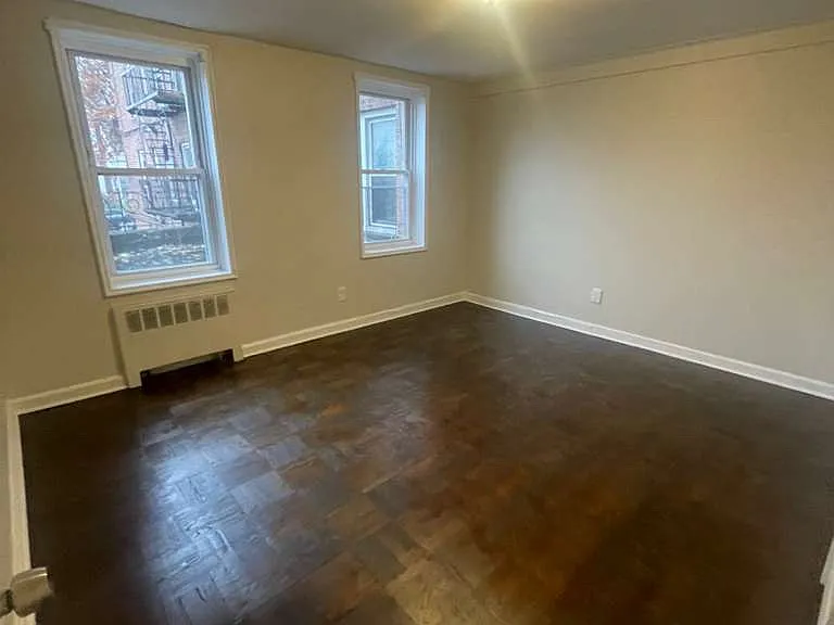 103 Chancellor Ave #12B — Photo 4