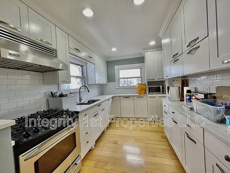 7301 Summit St — Photo 9