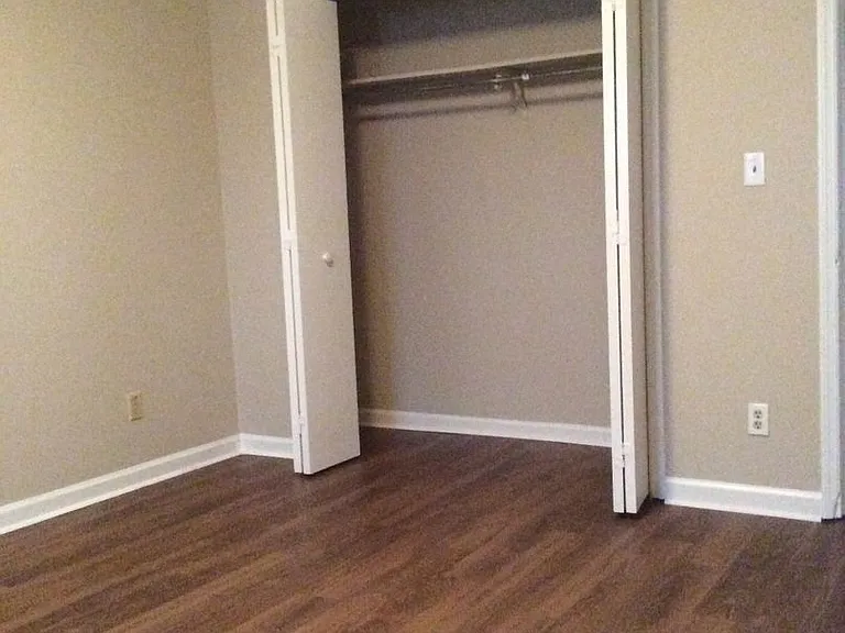 413 Harrodswood Rd #4 — Photo 11