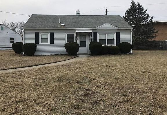 5th image of 127 Catalpa Dr