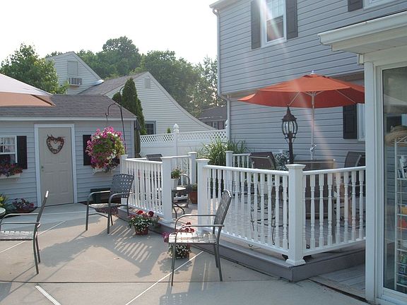 Deck off Pation Enclosure