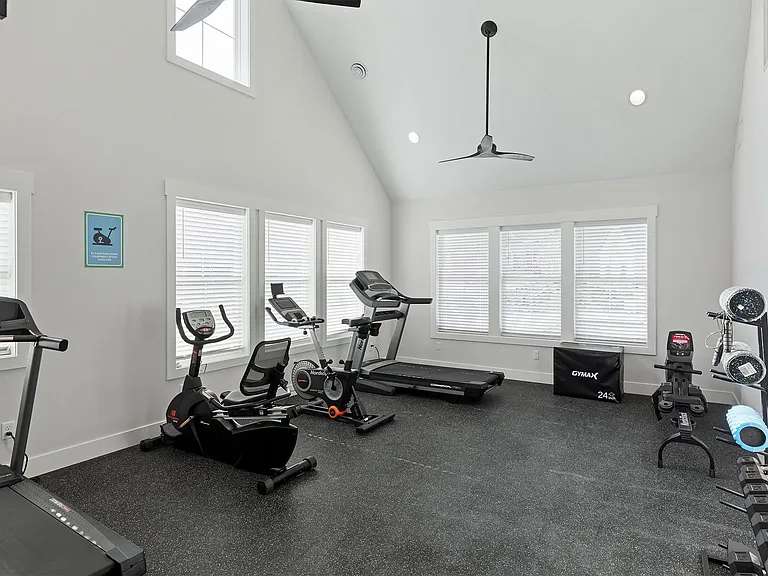 Beacon Ridge — Photo 22