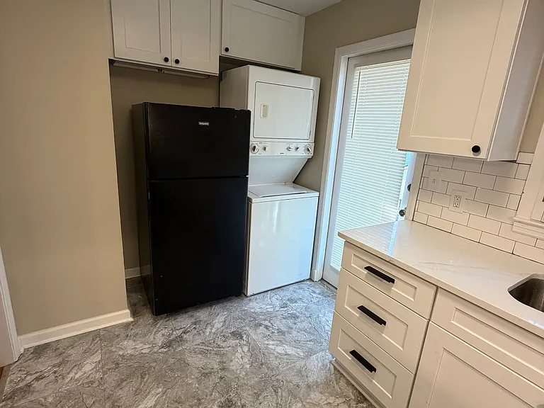 799 Marstevan Dr NE #801 — Photo 10