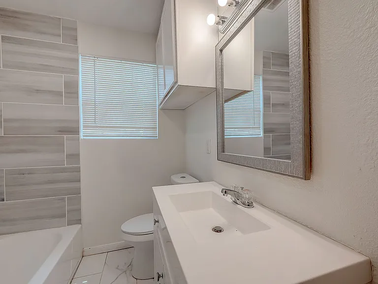 6823 Goforth St — Photo 28