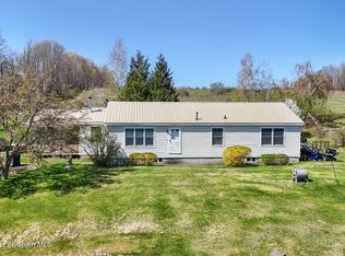 1023 McCormick Rd, Brackney, PA 18812