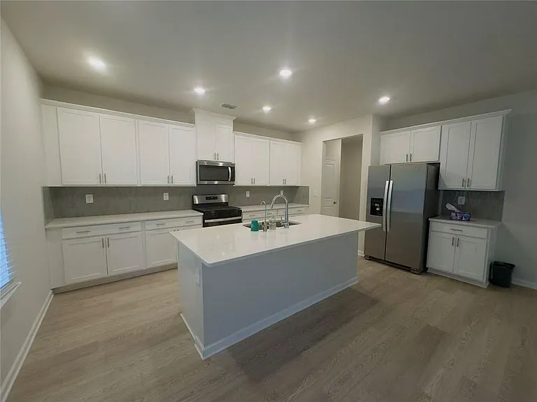 327 Valley Oak Dr — Photo 9