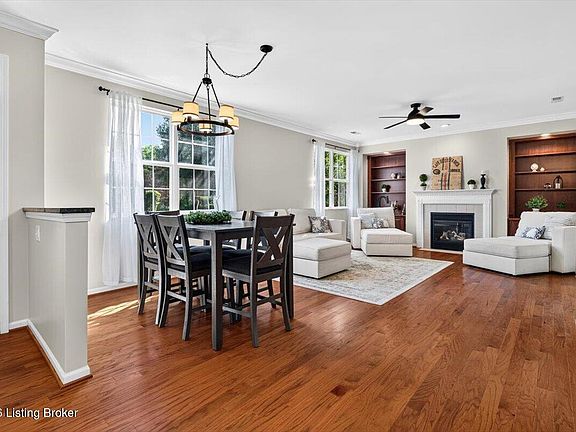 2nd image of 1411 Amberlin Ln