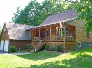 84 Wilsons Woods Rd, Brattleboro, VT 05301