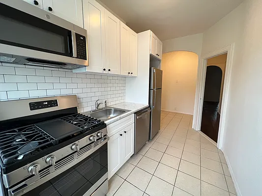 Rented by Welcome Home Real Estate | media 2