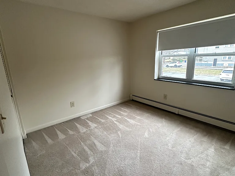 88 Lexington St #26 — Photo 6