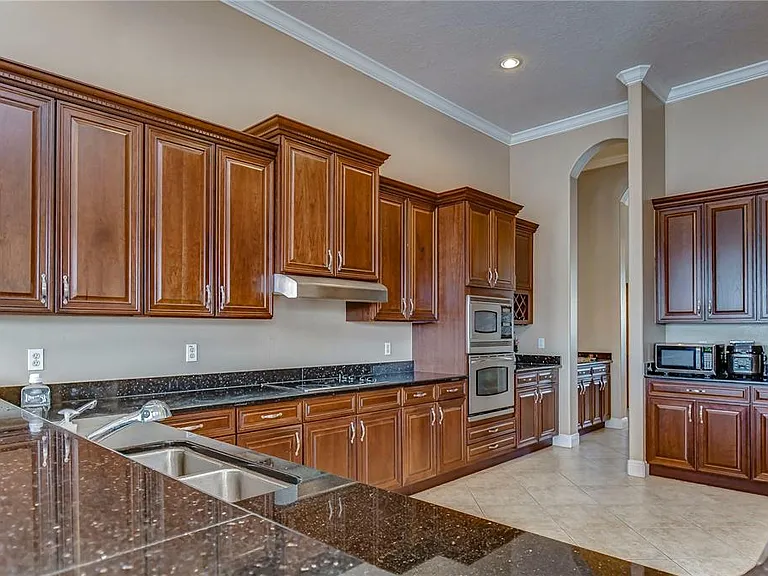 10602 Cayman Isle Ct — Photo 12