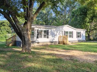 7739 Admiral Dr, Millington, TN 38053