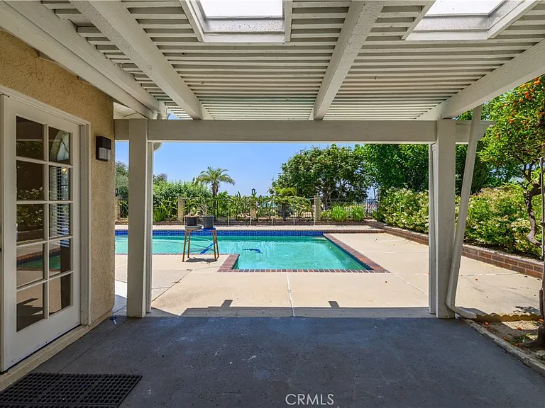 21786 Santaquin Dr — Photo 52