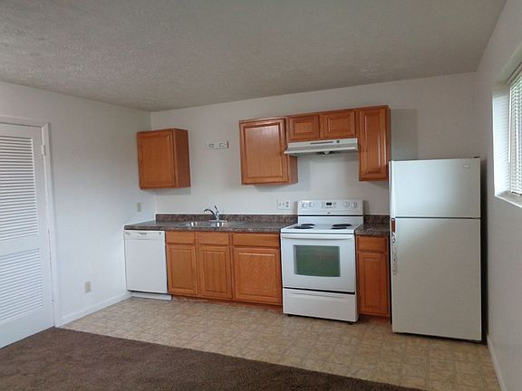 2nd image of 2345 Randolph St APT 1