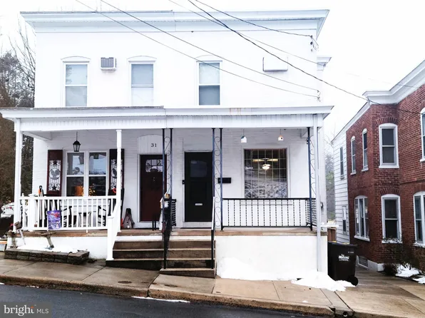 29 Apple St, Boyertown, PA 19512