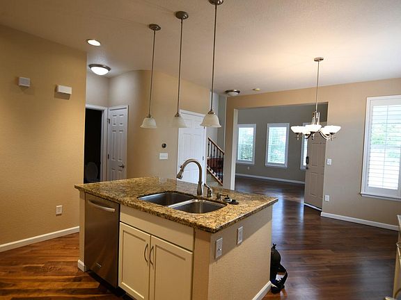 4th image of 8407 E 35th Ave