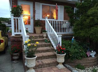 62 Bowling Green Pl, Staten Island, NY 10314
