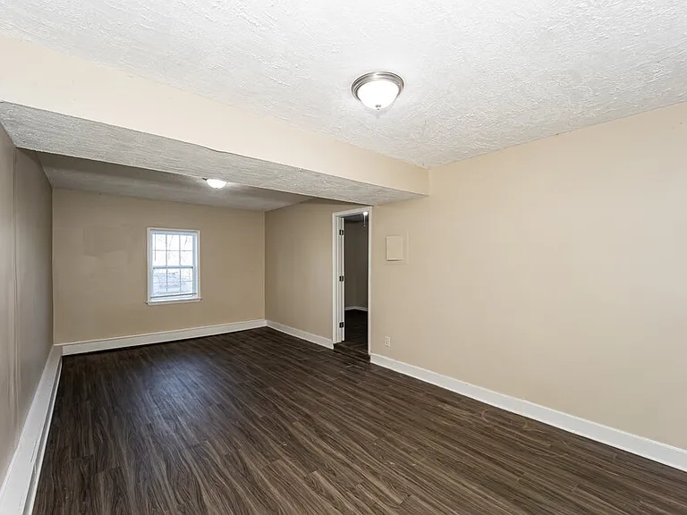 6985 Smoke Ridge Dr — Photo 10