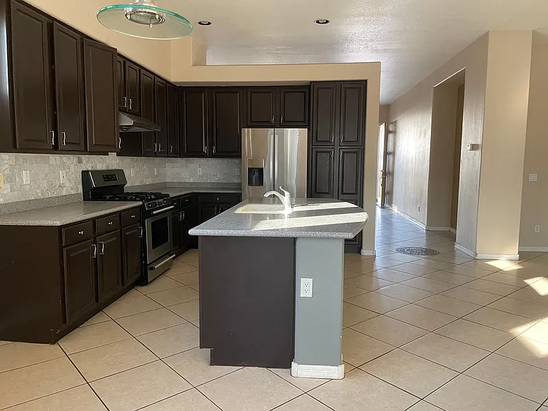 3720 S Camellia Pl — Photo 5