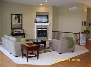 17315 Monroe Cir, Omaha, NE 68135