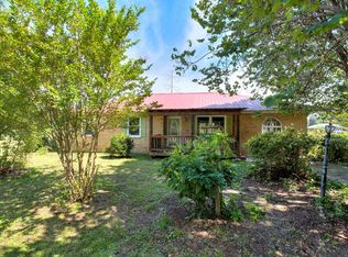 2601 Hilldale Dr, Sumter, SC 29154