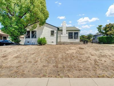 1522 N Fruit Ave, Fresno, CA, 93728