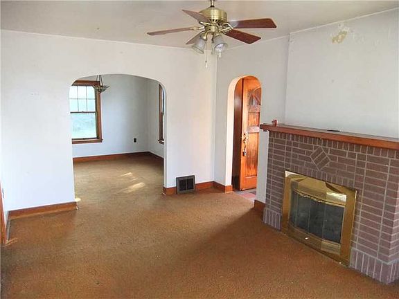 2nd image of 815 Zimmerman St