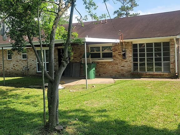 3rd image of 6507 Grey Oaks Dr