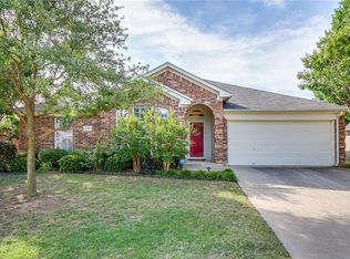 5008 Bayberry Dr, Arlington, TX 76017