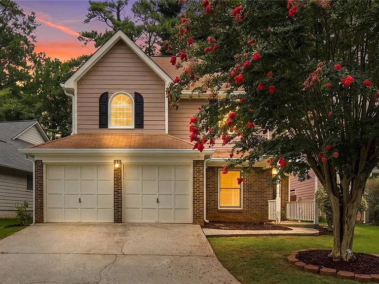 5527 Bridge Pointe Dr — Photo 3