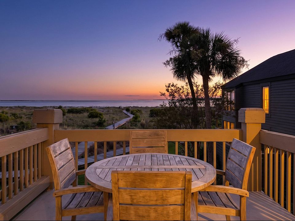 1st image of 1394/96 Pelican Watch Villas
