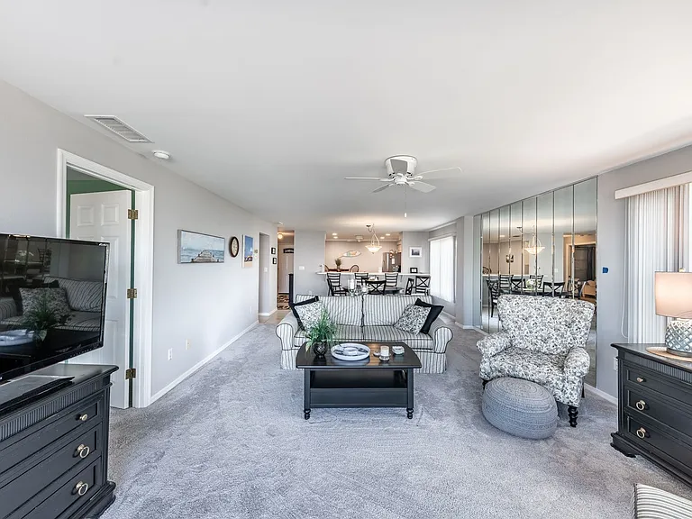 1477 Park Beach Cir #11 — Photo 12