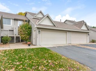 8758 Cottonwood Ln N, Maple Grove, MN 55369