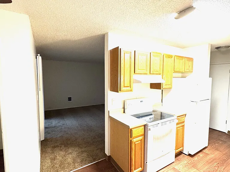 Crescent Ridge — Photo 25