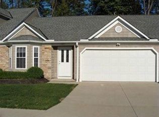 747 Rivers Edge Ln #13, Painesville, OH 44077