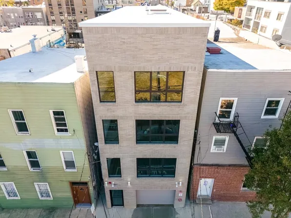 135 44th Street image 33 of 39