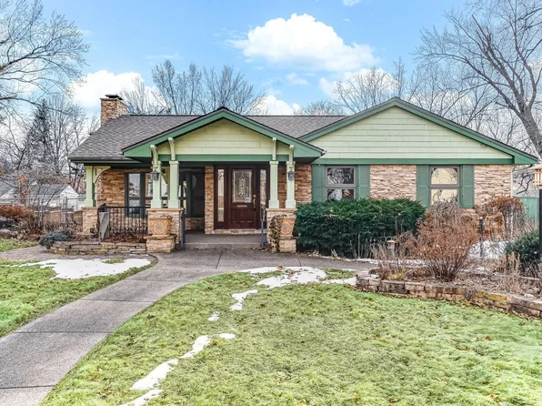 2546 18th Ave E, North Saint Paul, MN 55109