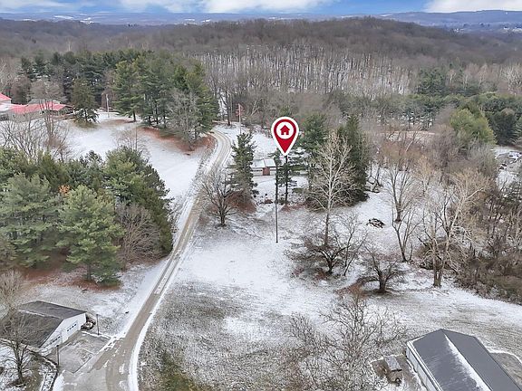 3rd image of 3832 Fallsburg Rd