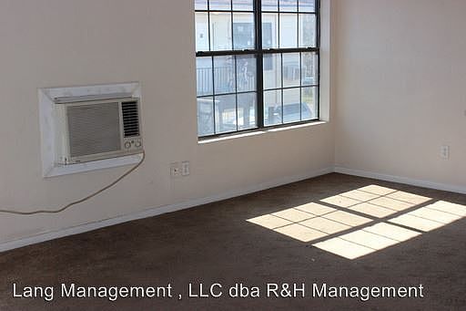 2nd image of 1125 Ann St APT 06