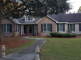 668 Log Hall Rd, Ridgeland, SC 29936