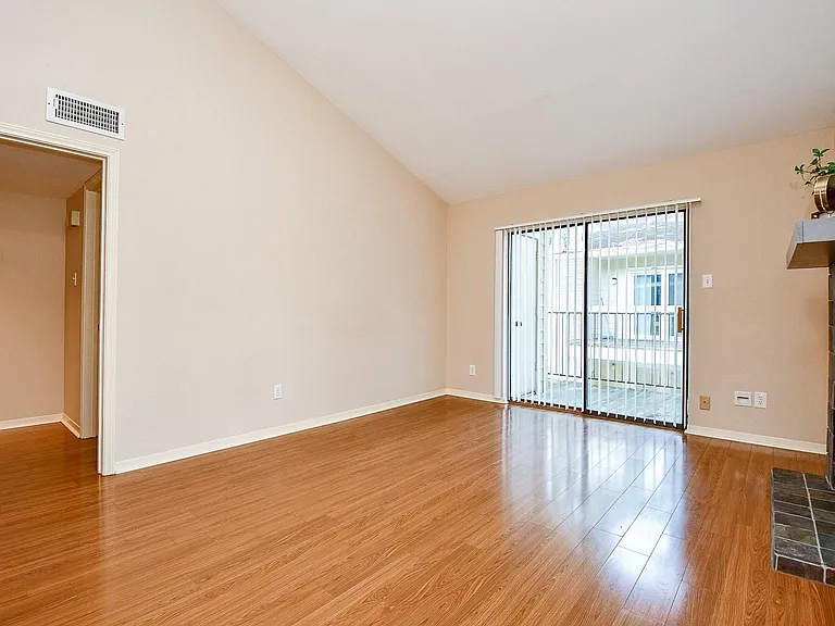 3500 Tangle Brush Dr #14 — Photo 8
