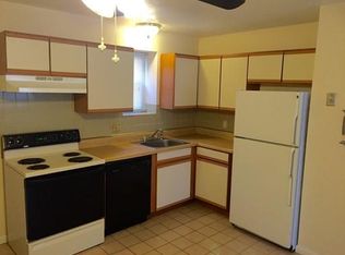 365 Hamilton St APT 2, Worcester, MA 01604