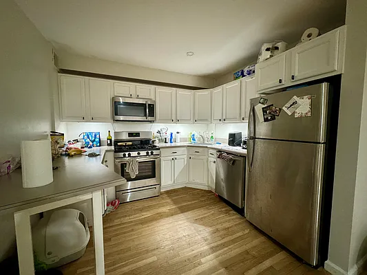 Rented by Corcoran | media 7