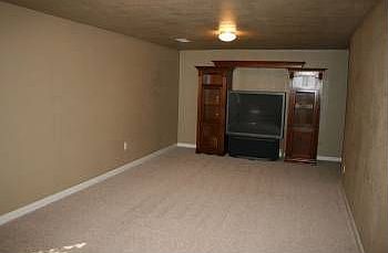 3rd image of 3902 Dove Ln