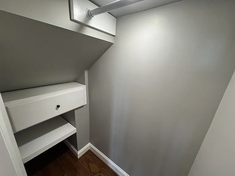 290 Kirk Ln — Photo 10