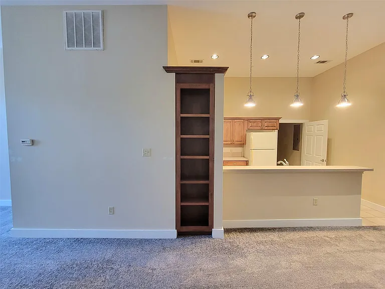 2315 Harborside Dr #205 — Photo 4