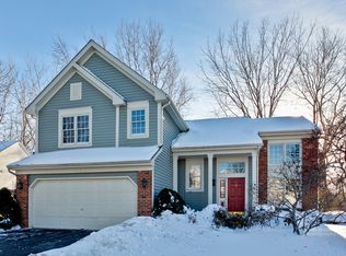 1426 Knottingham Dr, Gurnee, IL 60031