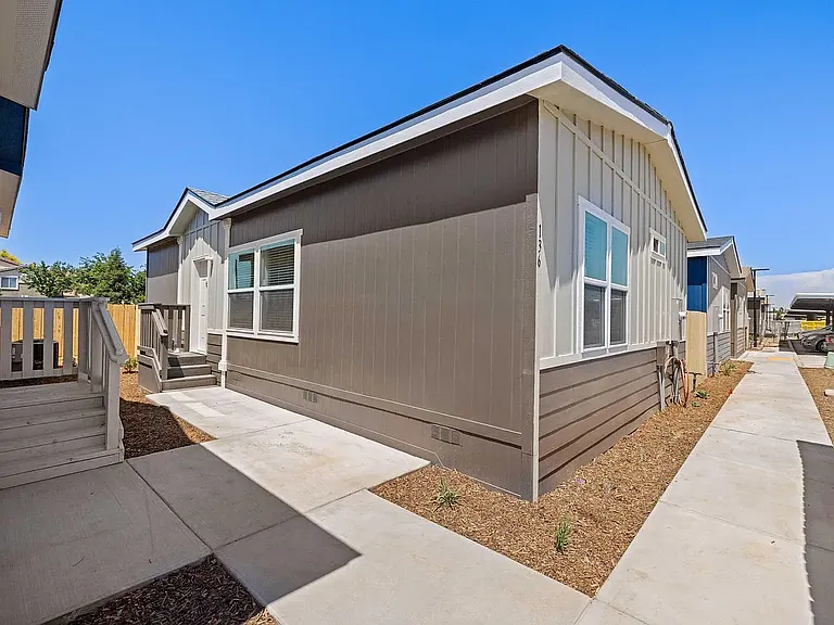 Blythe Village — Photo 47